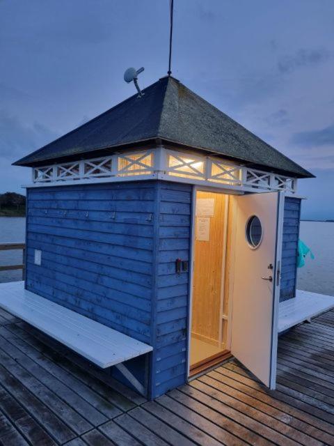 Nakskov Fjord Camping & Cottages ภายนอก รูปภาพ