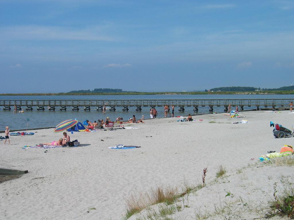 Nakskov Fjord Camping & Cottages ภายนอก รูปภาพ
